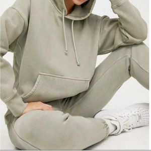 Aritzia Boyfriend Airy Fleece Sweatpants